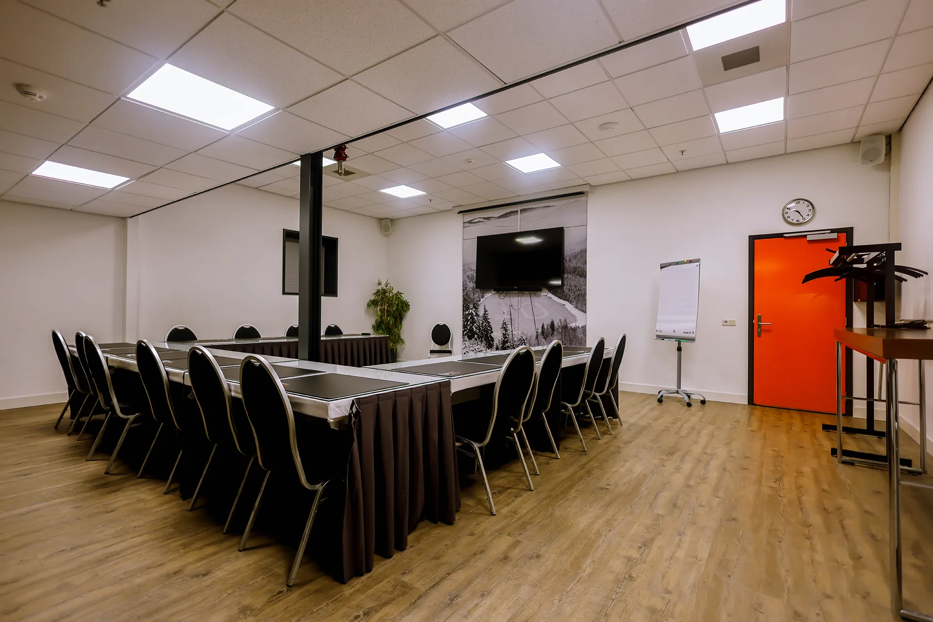 Jaap Eden room meeting space De Uithof The Hague